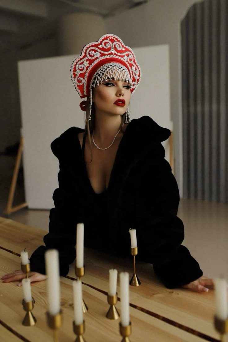 A LA RUSSE. МИРОСЛАВА . ЖИВЫЕ ПРОЕКТЫ  Мастер-классы | Закрытые девичники | Фотография