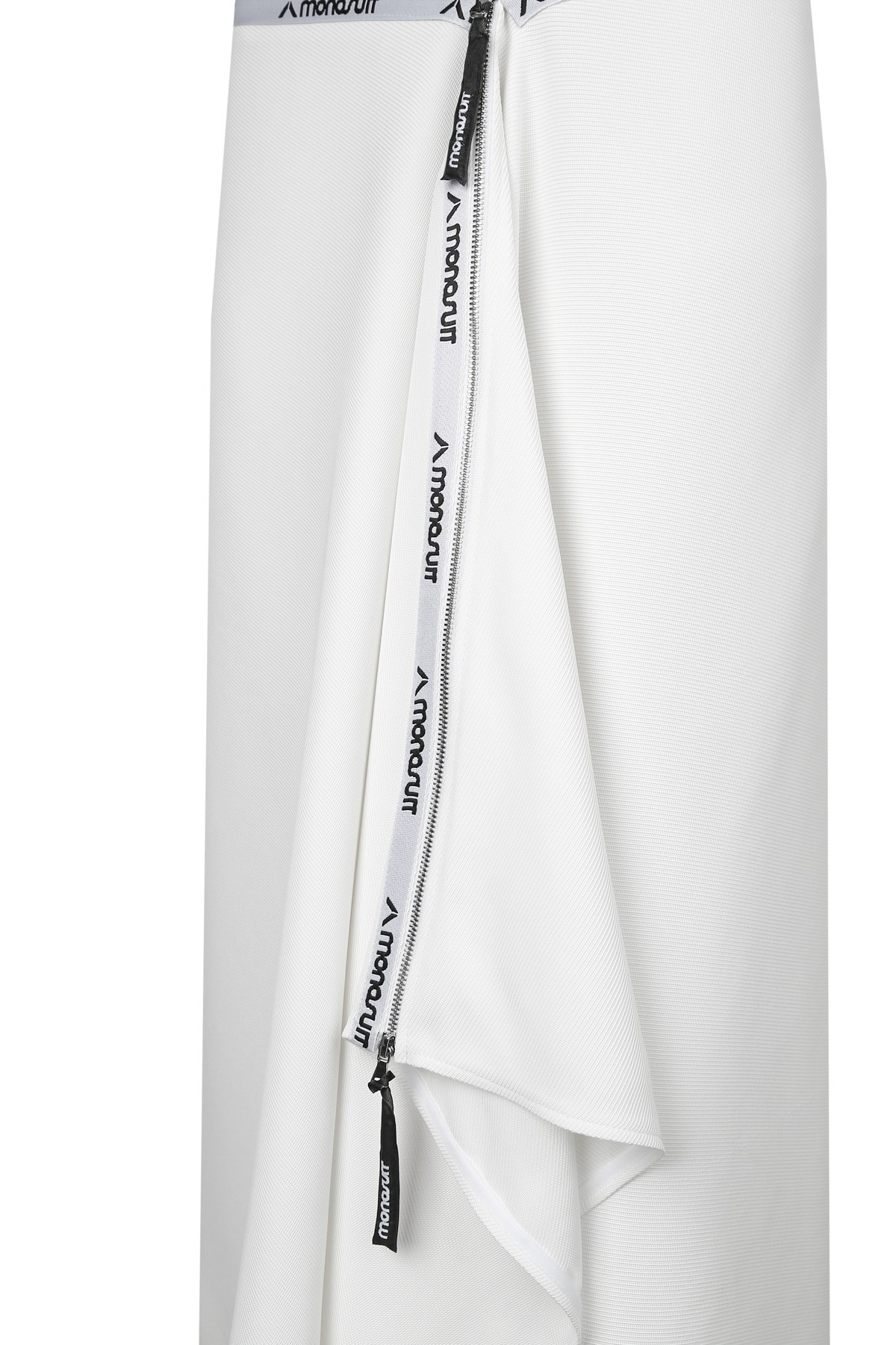 «Съемка премиум одежды на манекене с качественной ретушью и подготовкой к съемке». Grishkovets Photographer Фотограф Москва