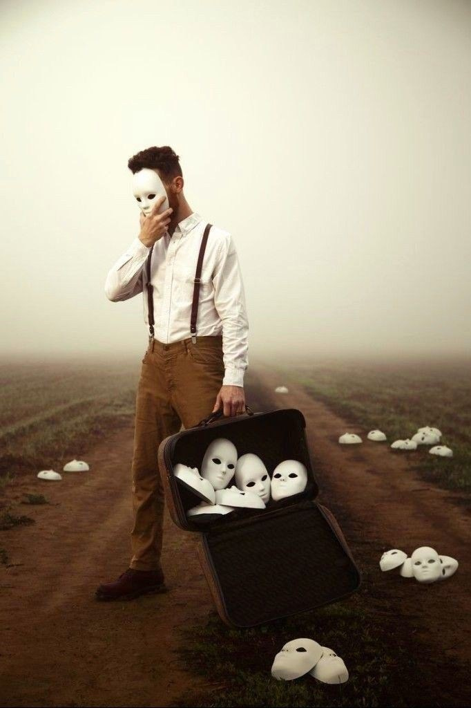 Необычные. Фотограф для маркетплейсов Михаил Бове