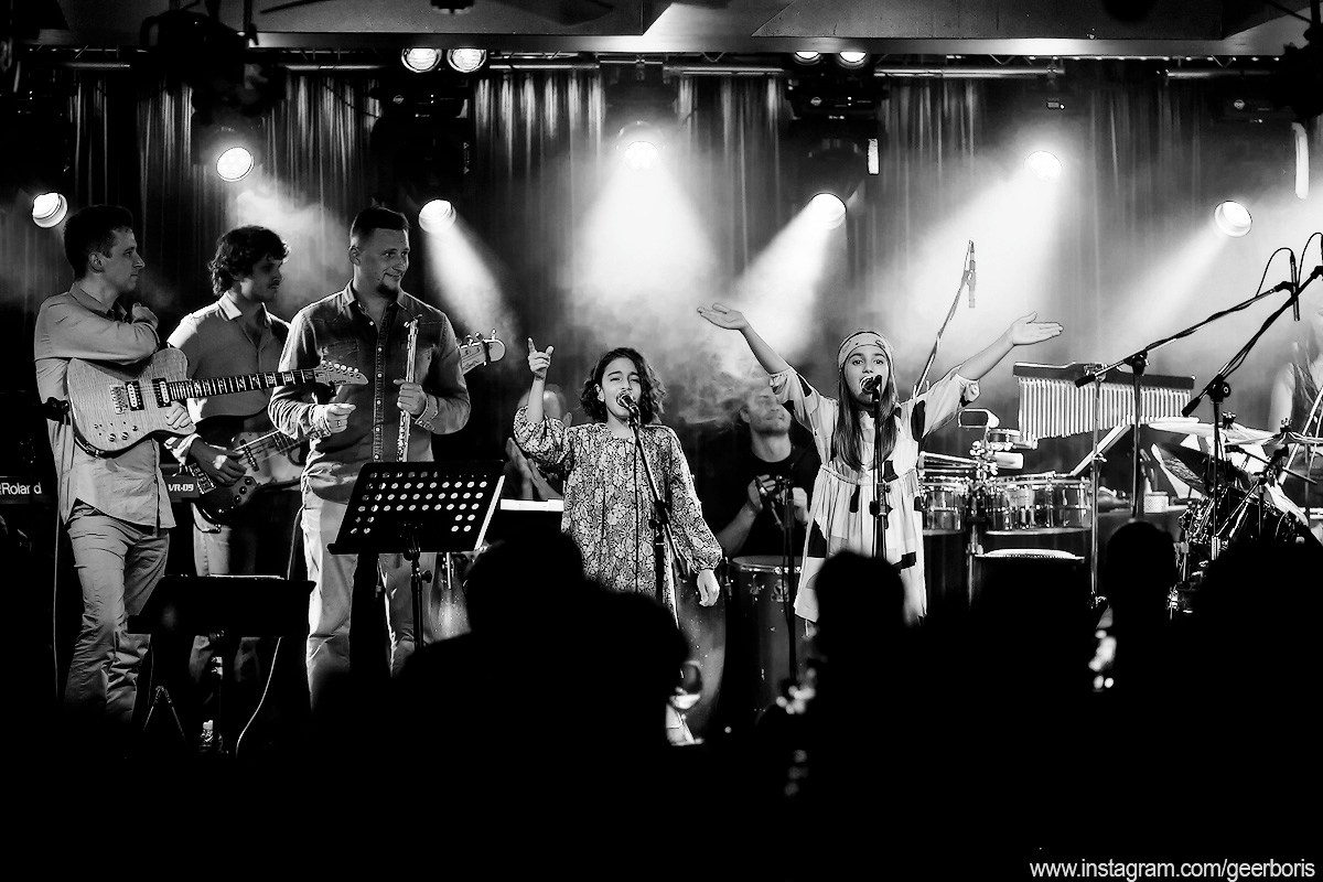 Фотосъемка концерта Артура Газарова & co. Репортажный фотограф Борис Геер