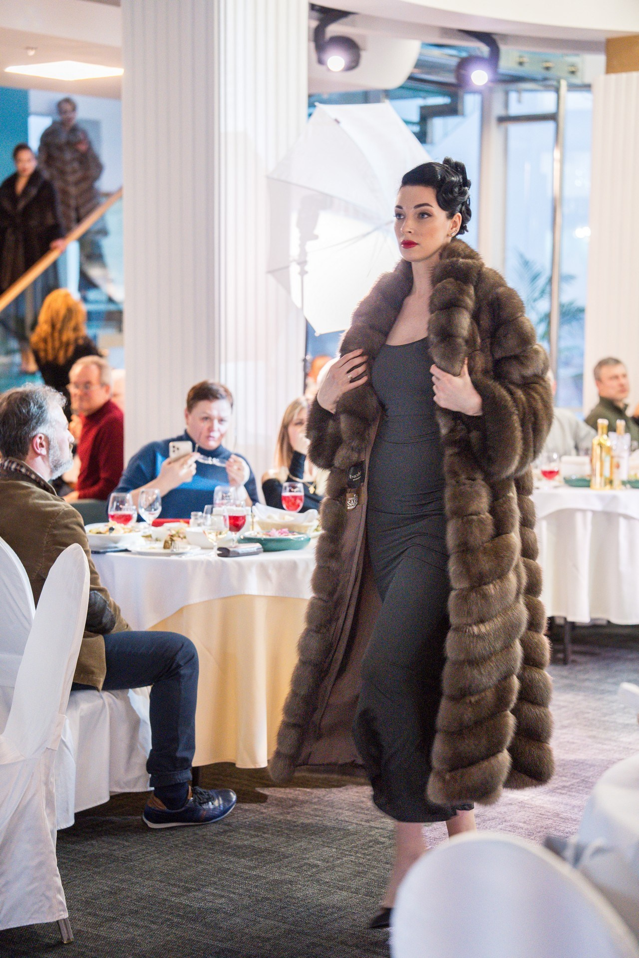 Русьпушнина. Репортажная съёмка в Санкт-Петербурге, Константин Петров