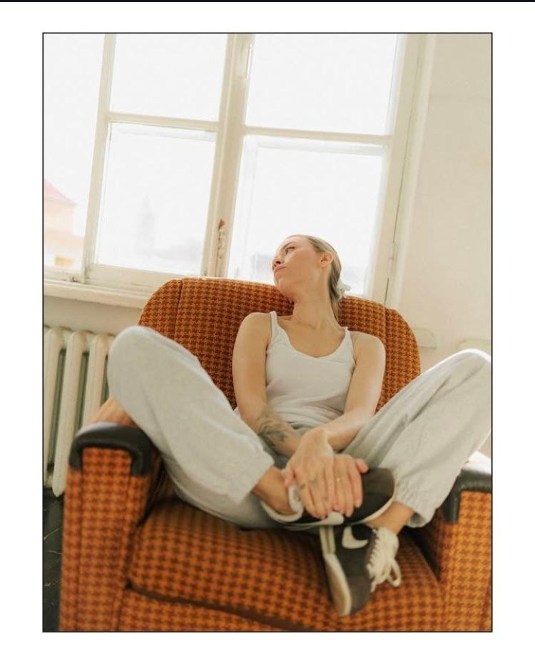 Студия.Девушки.Минимализм. Фотограф в Иркутске Кристина Телегина