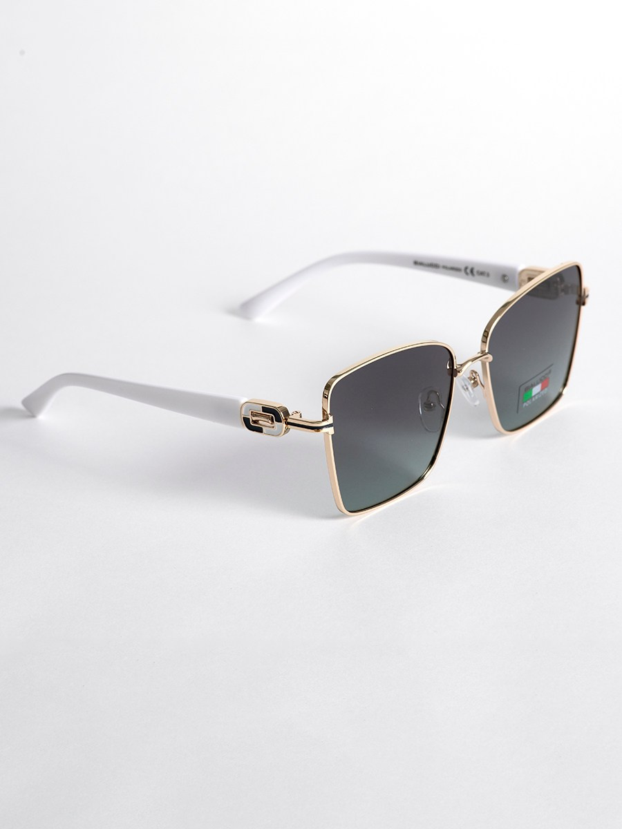 Съемка солнцезащитных очков. Фотограф в Санкт-Петербурге