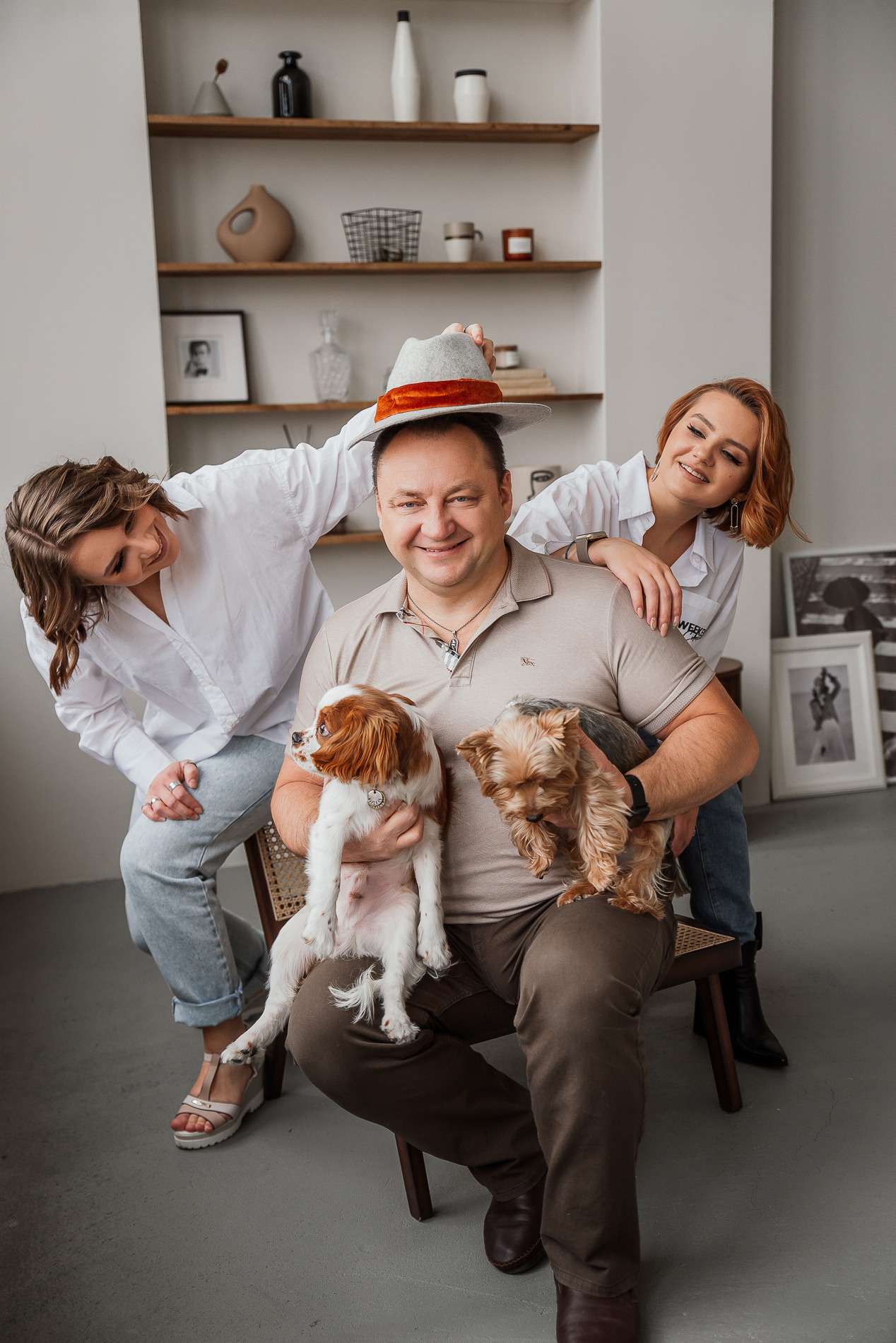 Happy Family_Ирина, Анатолий, Настя и Вика. Свадебный и семейный фотограф в Минске Яна Новак