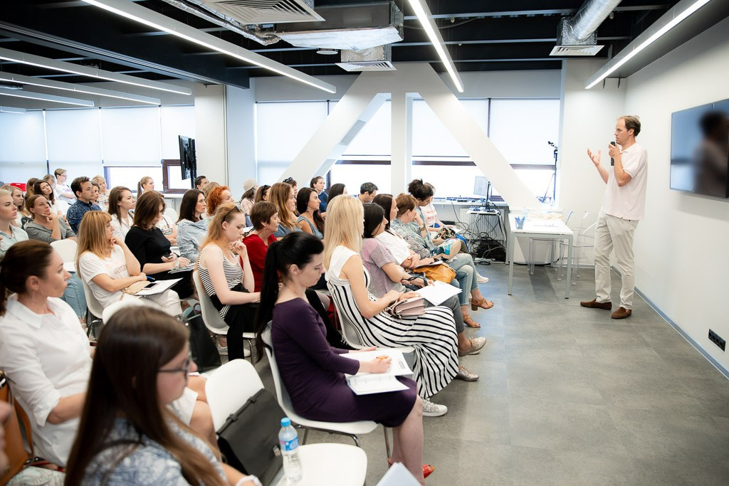 Репортажная фотография-форум. Фотография Видеография производство медиа контента