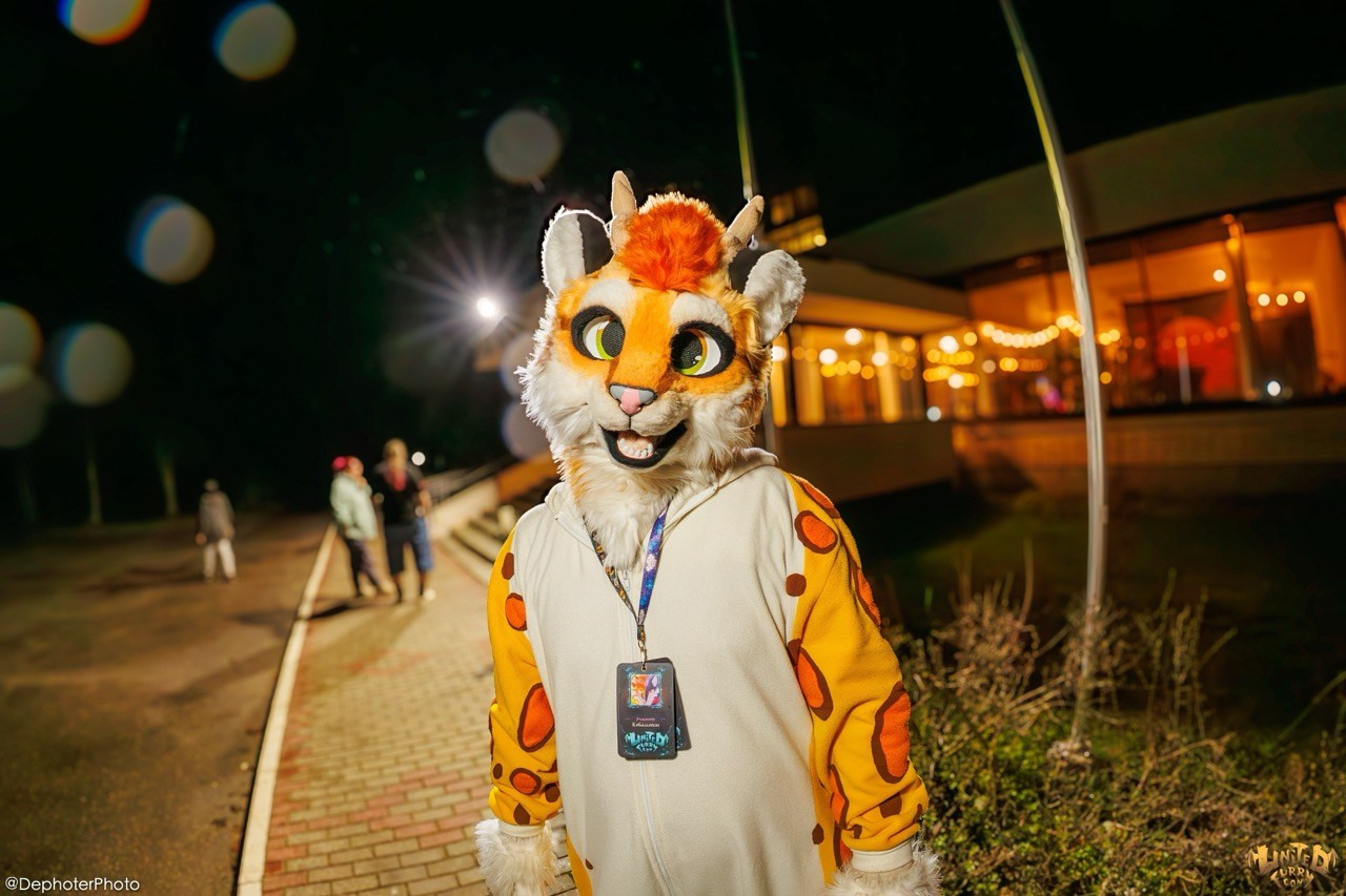 United Furry Convention 2026. Различные мероприятия и просто фотографии людей
