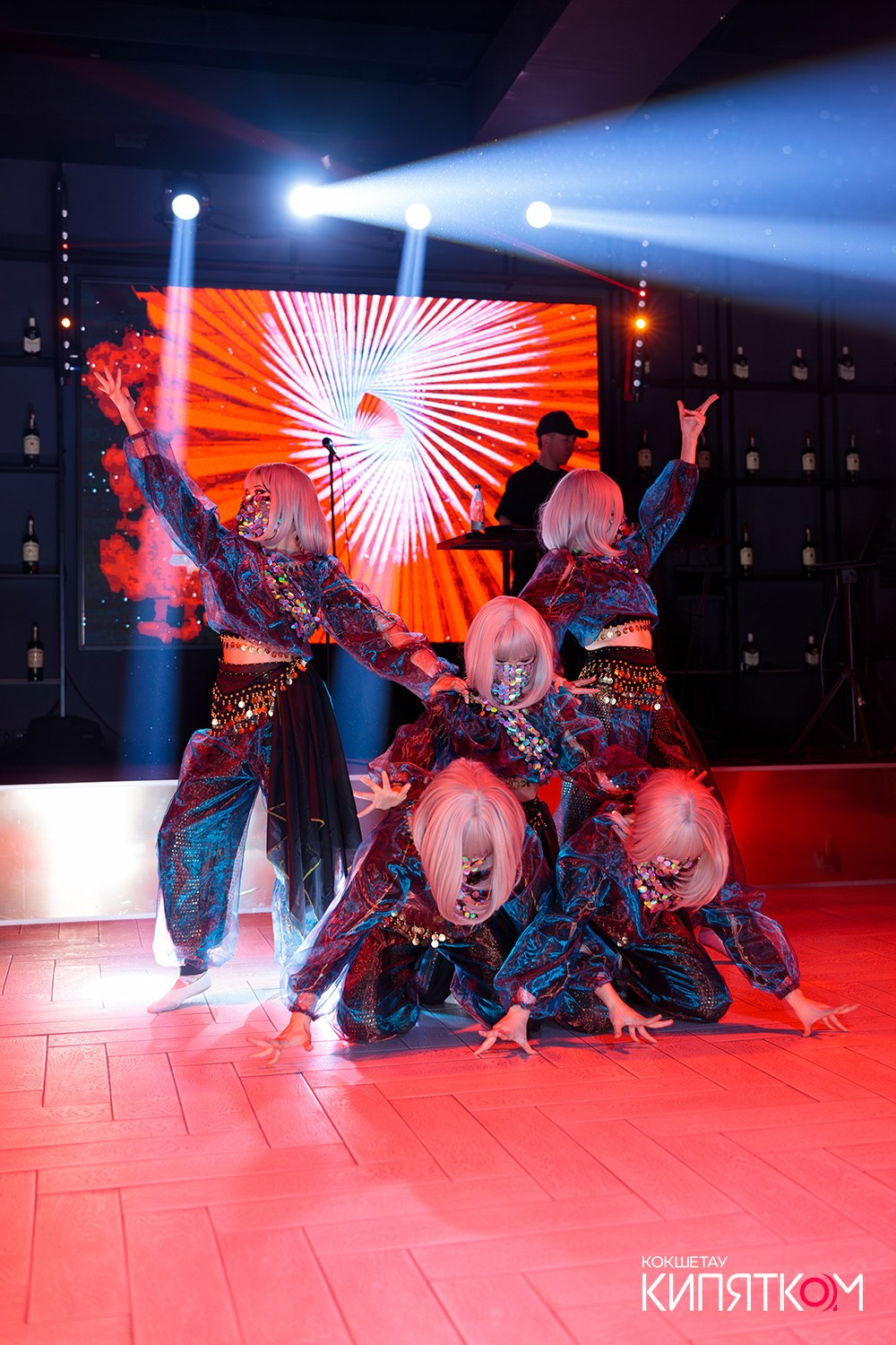 NE BRUKLIN. КИПЯТКОМ КОКШЕТАУ