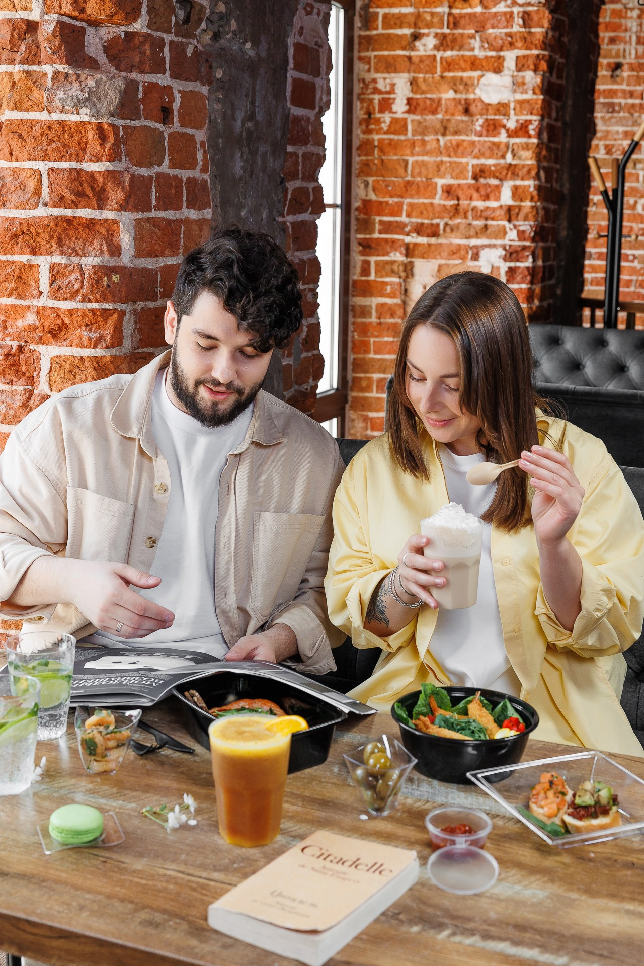 Пластиковая посуда. Фотосъёмка для бизнеса — предметное фото, репортаж с мероприятий, портреты людей, съёмка интерьера и экстерьера