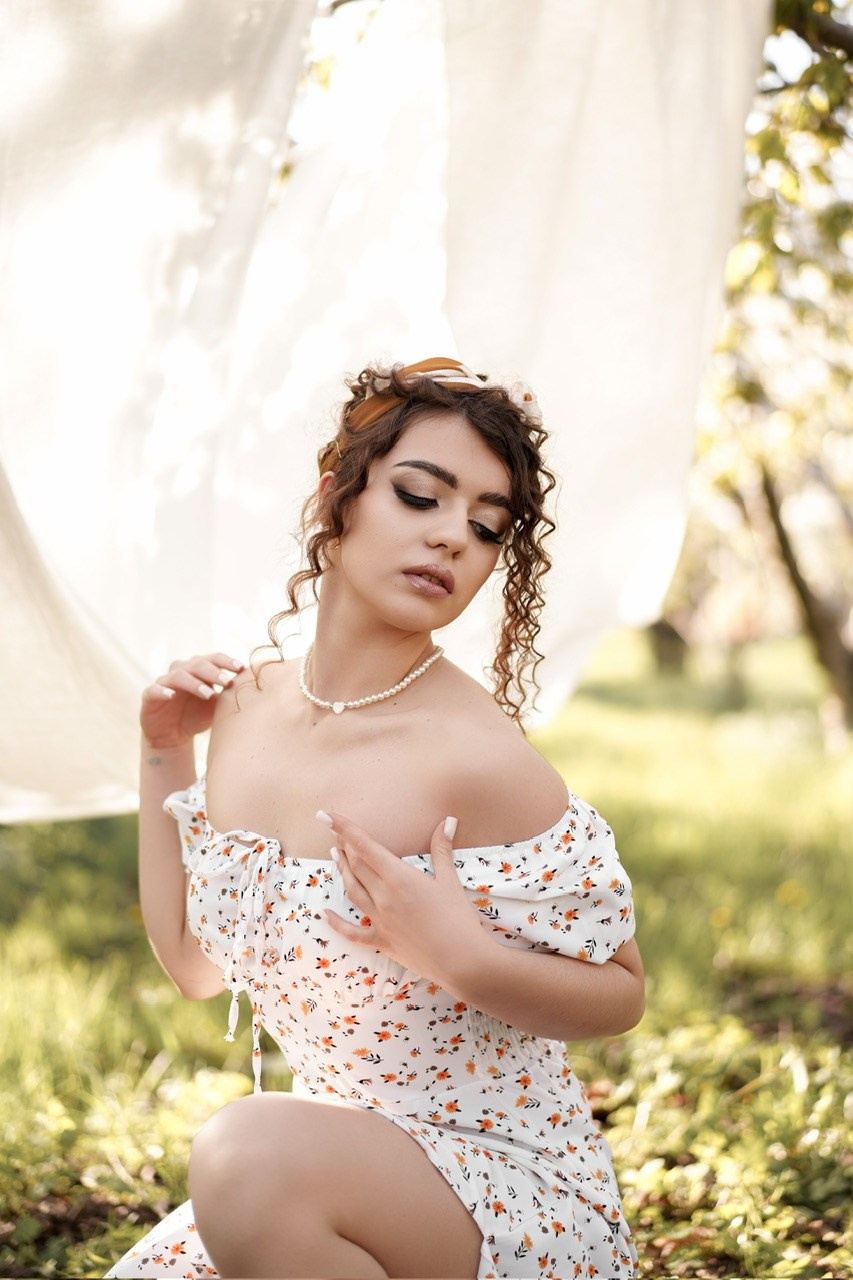 Девушка с лимонами. Свадебный фотограф в Ростове-на-Дону. Таинство Крещения и Венчания, семейные фотосессии. Алёна Чёботова