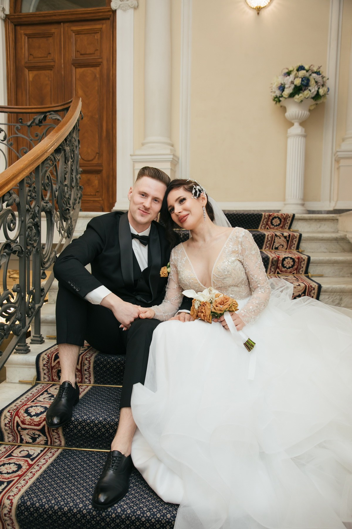 Passion à Saint-Pétersbourg. Фотограф крещение венчание в Петербурге! Помогает подобрать храм и посоветовал душевного батюшку в СПб