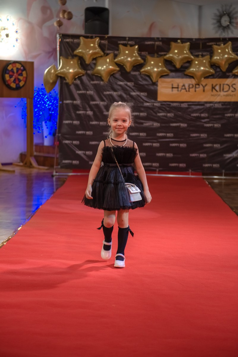 HAPPYkids дефиле санаторий Октябрьский. Семейный и коммерческий фотограф в Сочи Александр Бодунов
