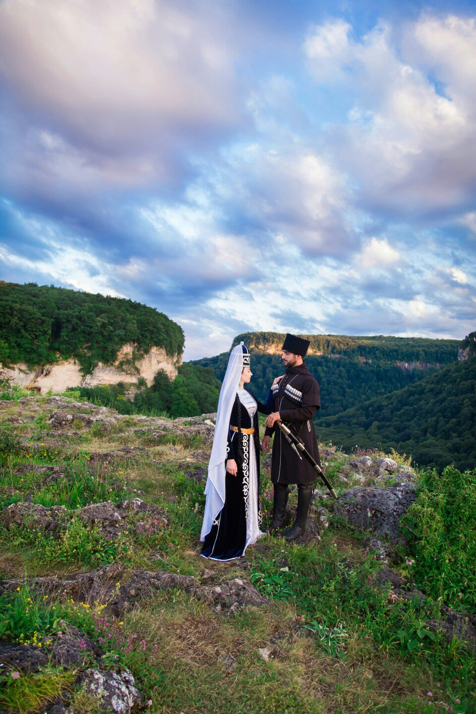 СВАДЕБНЫЕ ФОТОСЕССИИ. Свадебный и семейный фотограф в г. Майкопе (выезд по республике и краю)