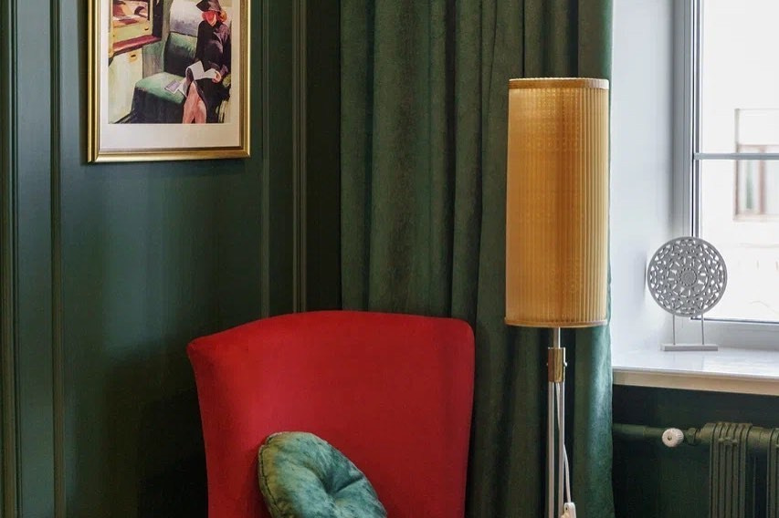 ТОП фотостудий Тюмени 2026: где провести стильную фотосессию. Портретный фотограф Тюмень Дарья Мустафина