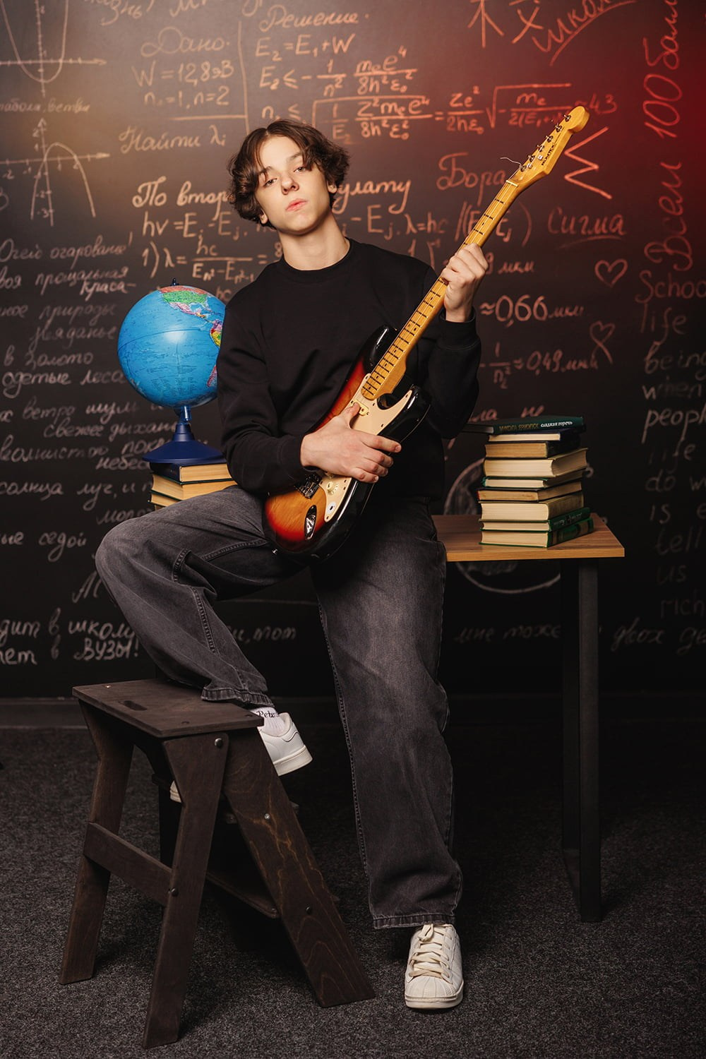 Атмосферная фотосессия для 9в класса из 139 школы. СИГМА | Студия выпускных альбомов Красноярск