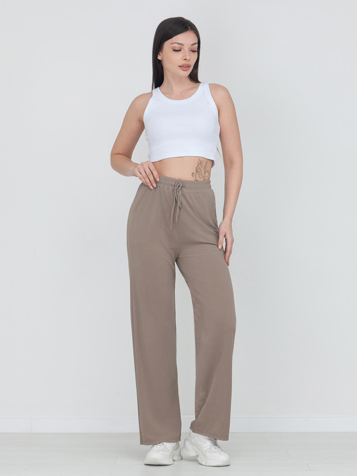 Фотосъемка брюк, для Валдберриз. Сборные фотосъёмки в Москве. фотосессии одежды.фотограф