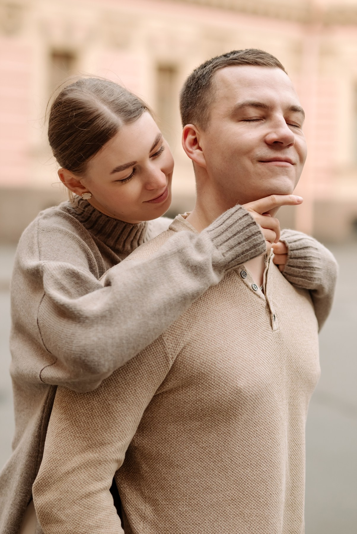 Осенняя фотосессия с парнем в Питере в центре города. Свадебный и сеейный фотограф в Санкт-Петербурге Елена Худякова