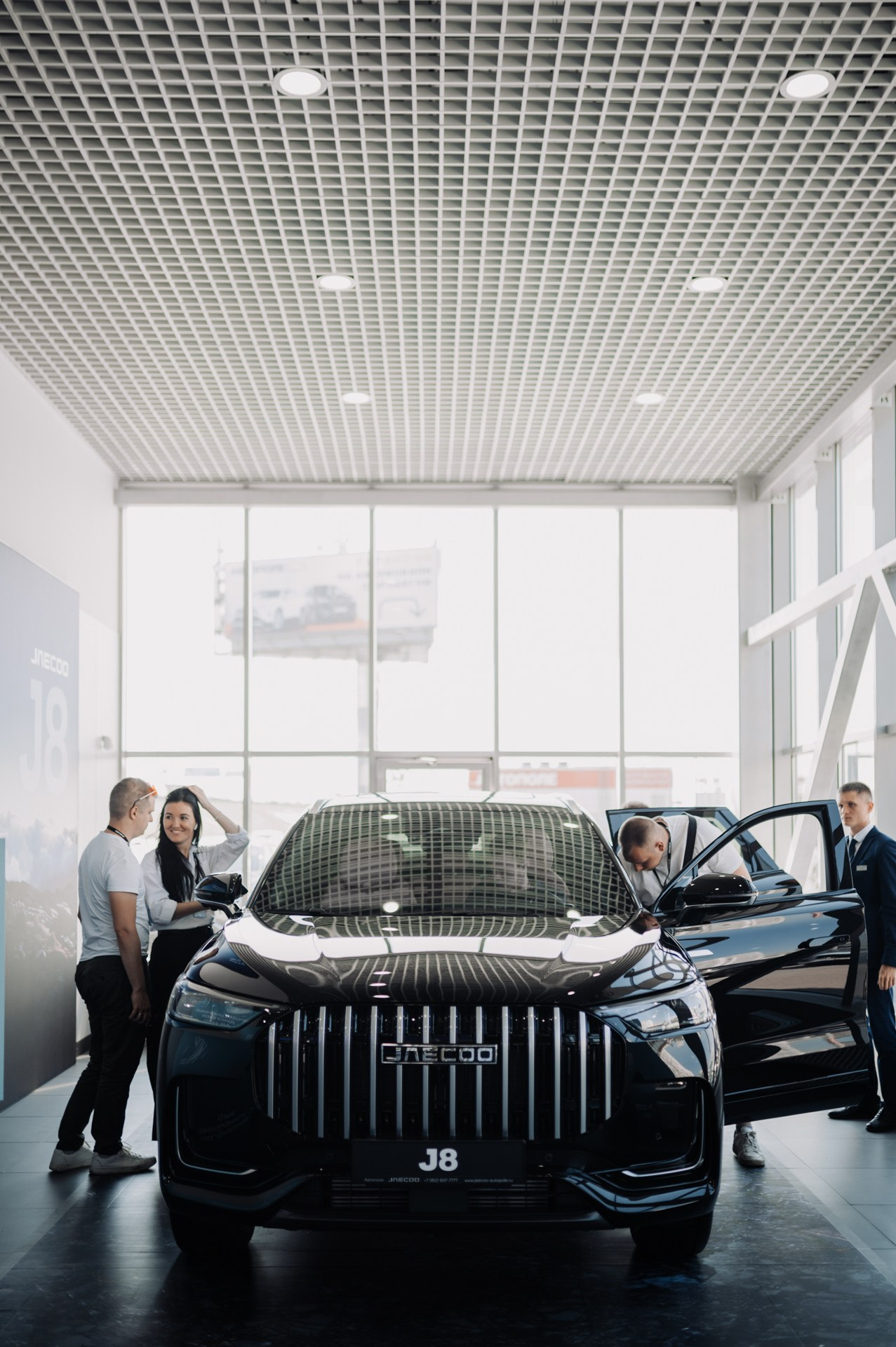 Презентация JAECOO J8. Night2Day Санкт-Петербург