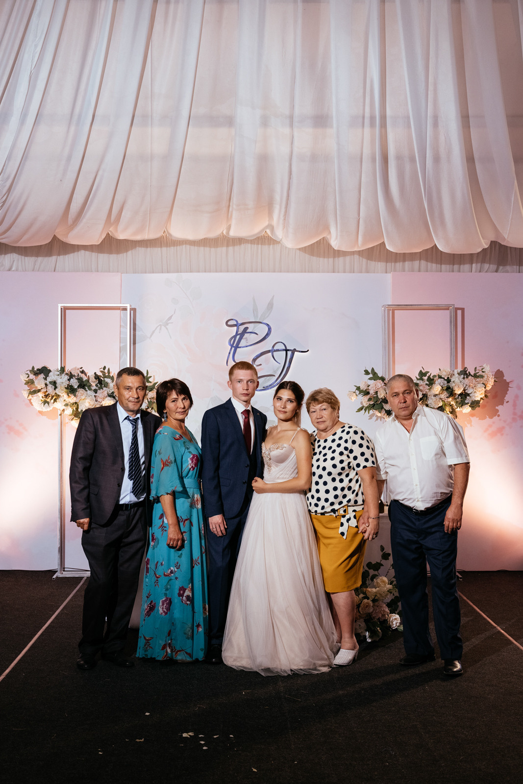 Гульназ и Рустам. Свадебный и семейный фотограф Ксения Шекк Екатеринбург