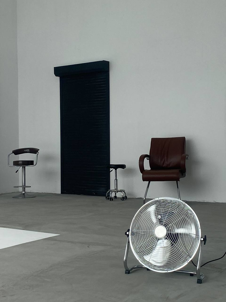 Серый зал. Фотостудия Баланс Белого Курган