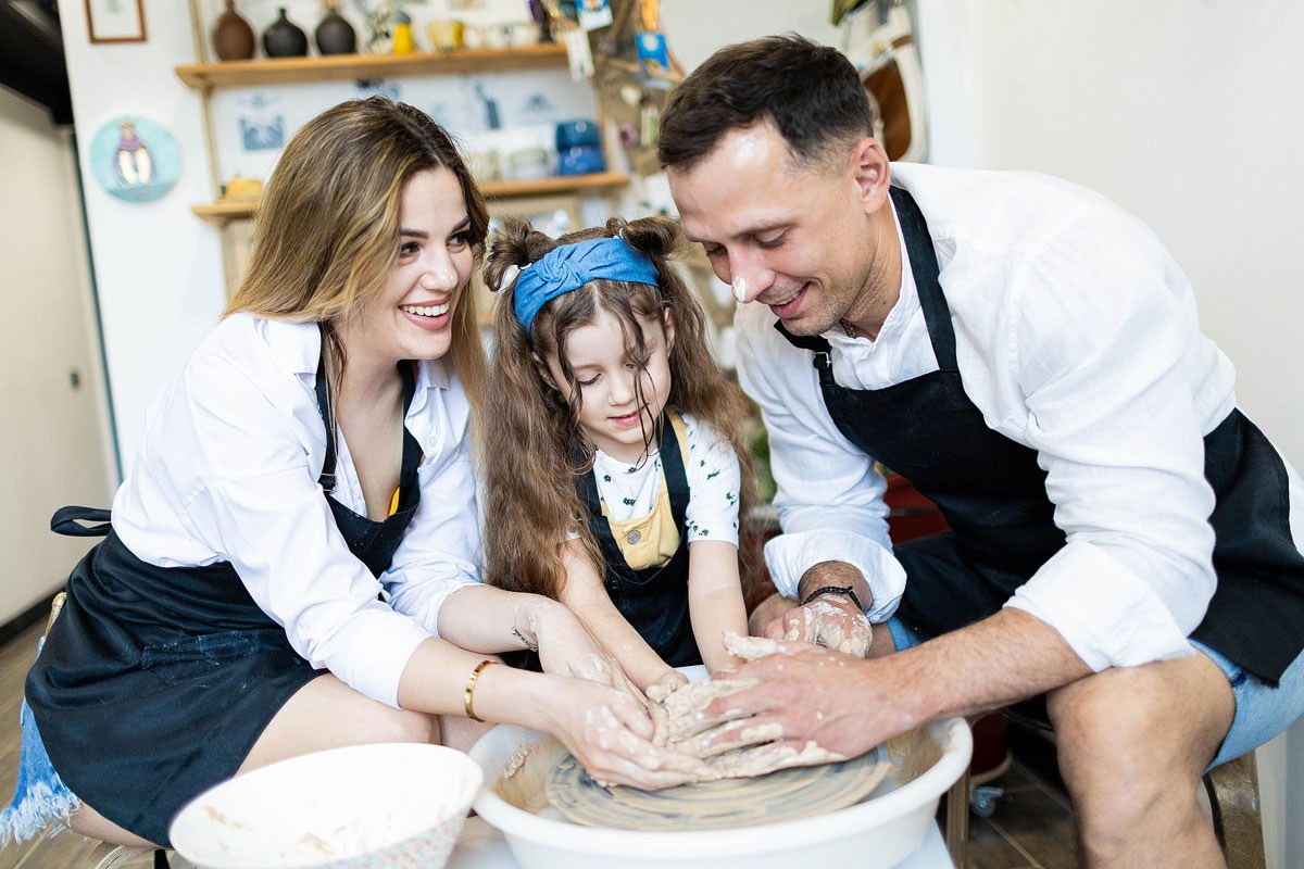 Семейные истории в гончарной мастерской. Детский и семейный фотограф Домодедово