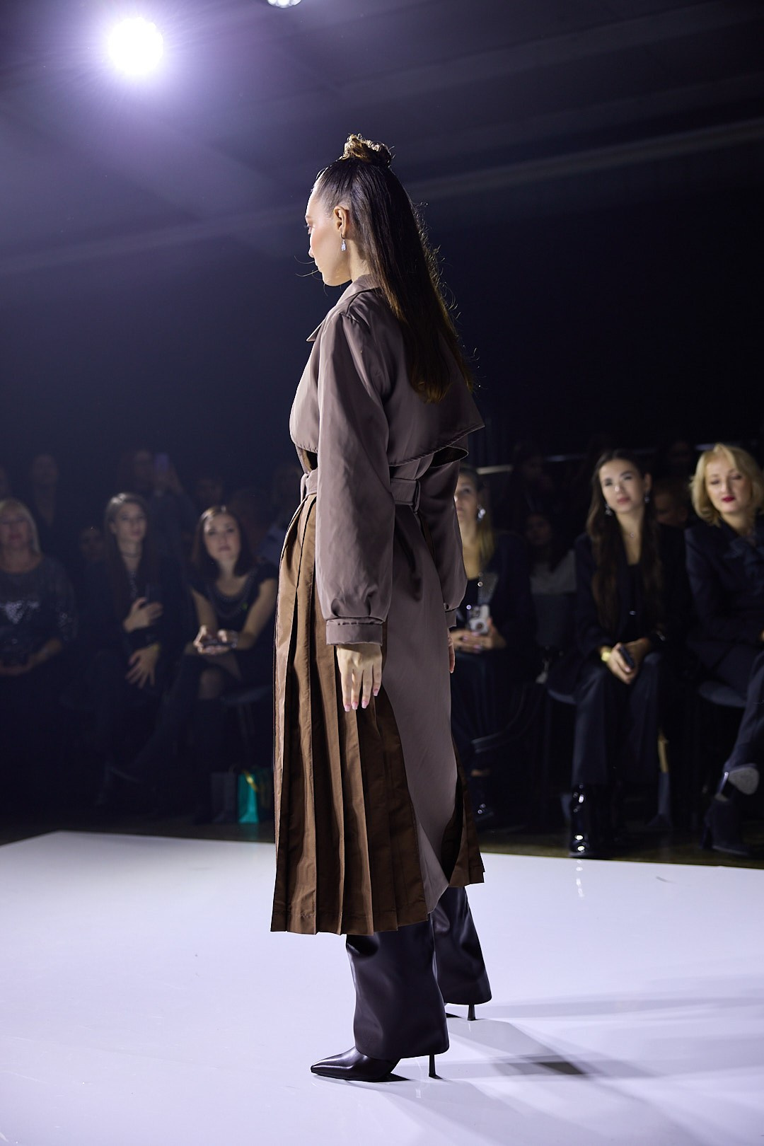 Q&J Fashion Fest 2025. Репортажный фотограф в Иркутске — Ярослав Ковалёв