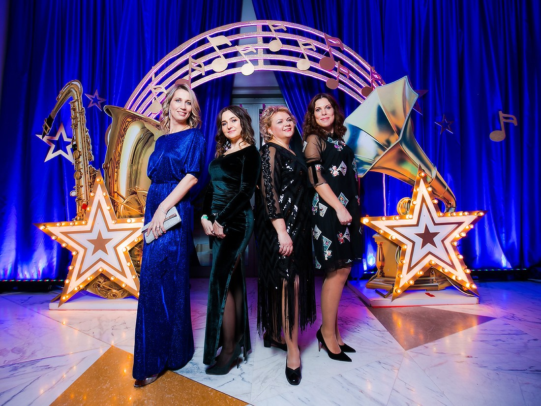 Фотосъемка новогоднего корпоратива Медипал. Репортажный фотограф Борис Геер