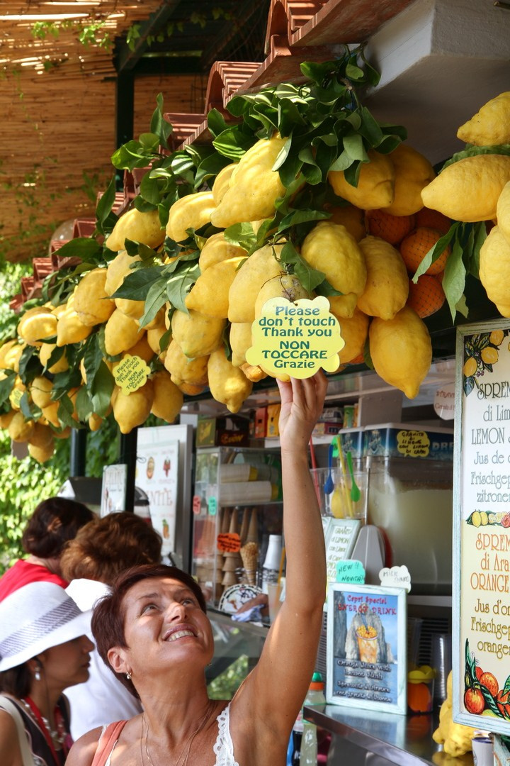 Италия. Сорренто 2011. Улица, люди, жизнь…