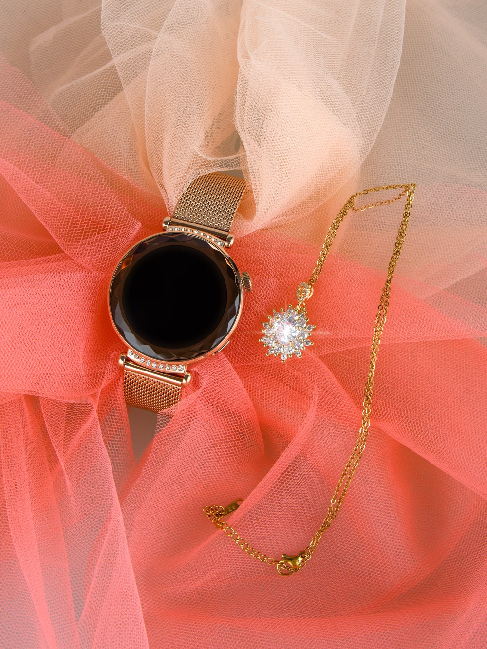 Смарт часы женские. Предметный, рекламный, ювелирный фотограф в Москве