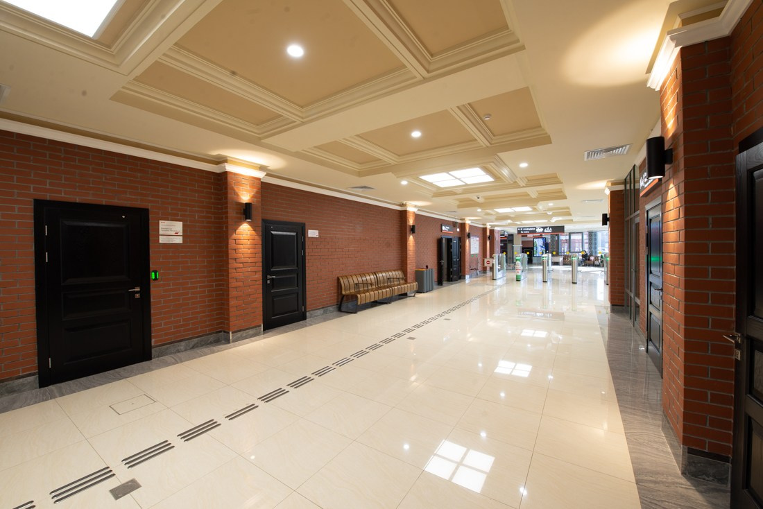 Железнодорожный вокзал в Бердске. Фотограф Сергей Сергеев