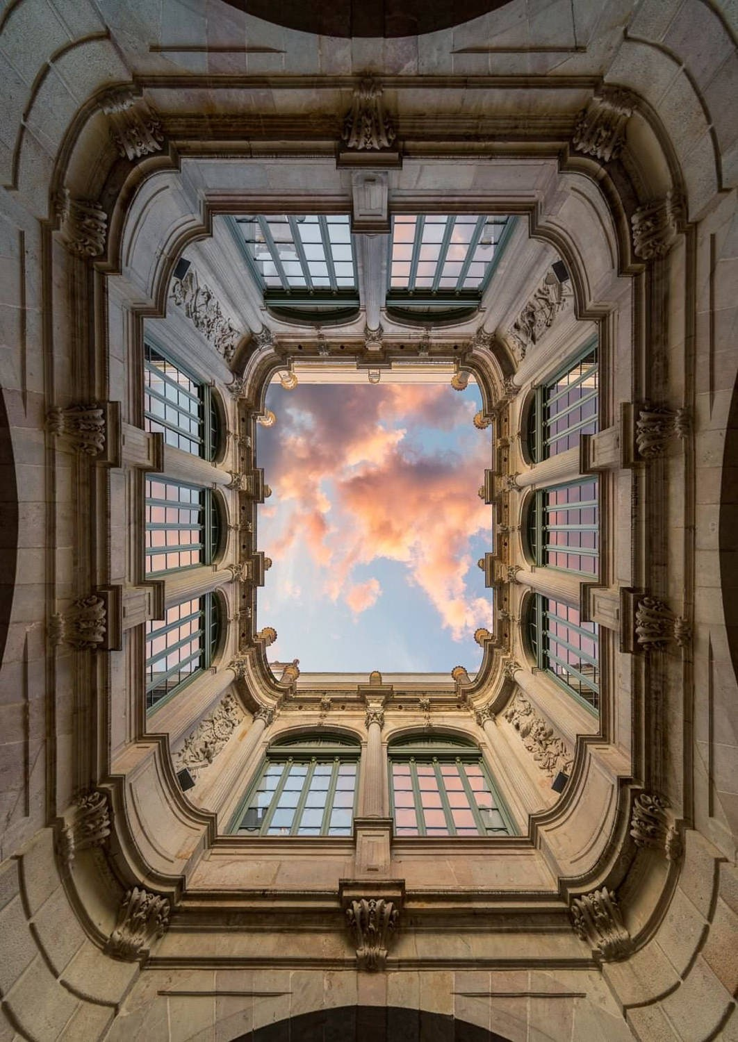 Look Up. Вадим Щербаков | архитектурный фотограф
