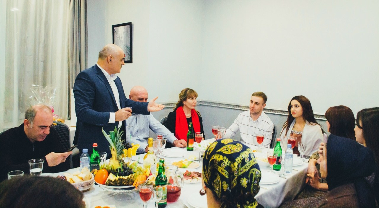 Она сказала Да. Главная