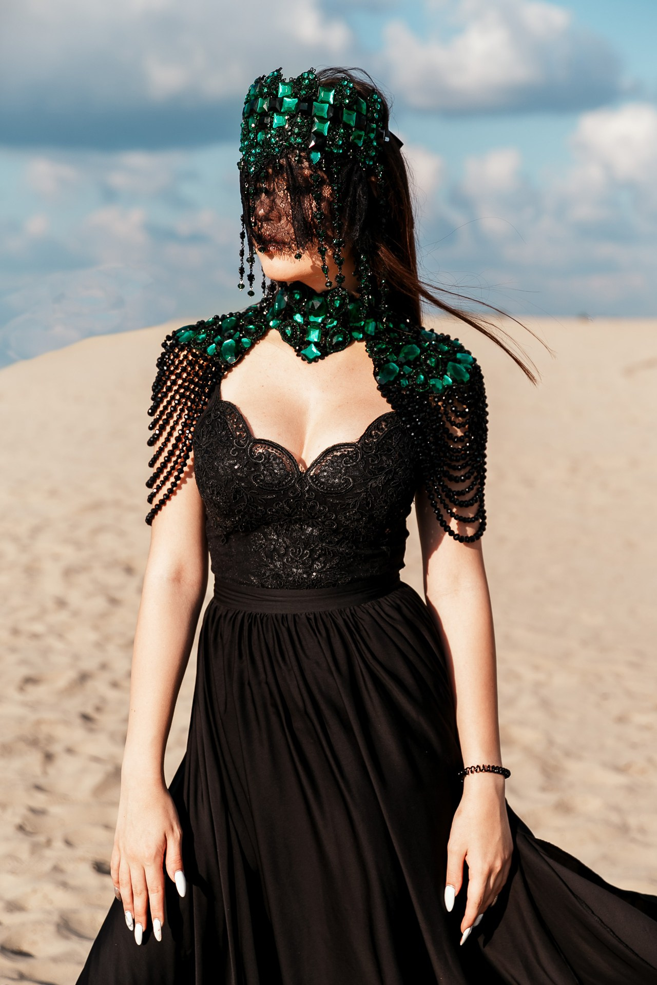 Украшения Титков 1. Фотосъёмка для бизнеса — предметное фото, репортаж с мероприятий, портреты людей, съёмка интерьера и экстерьера