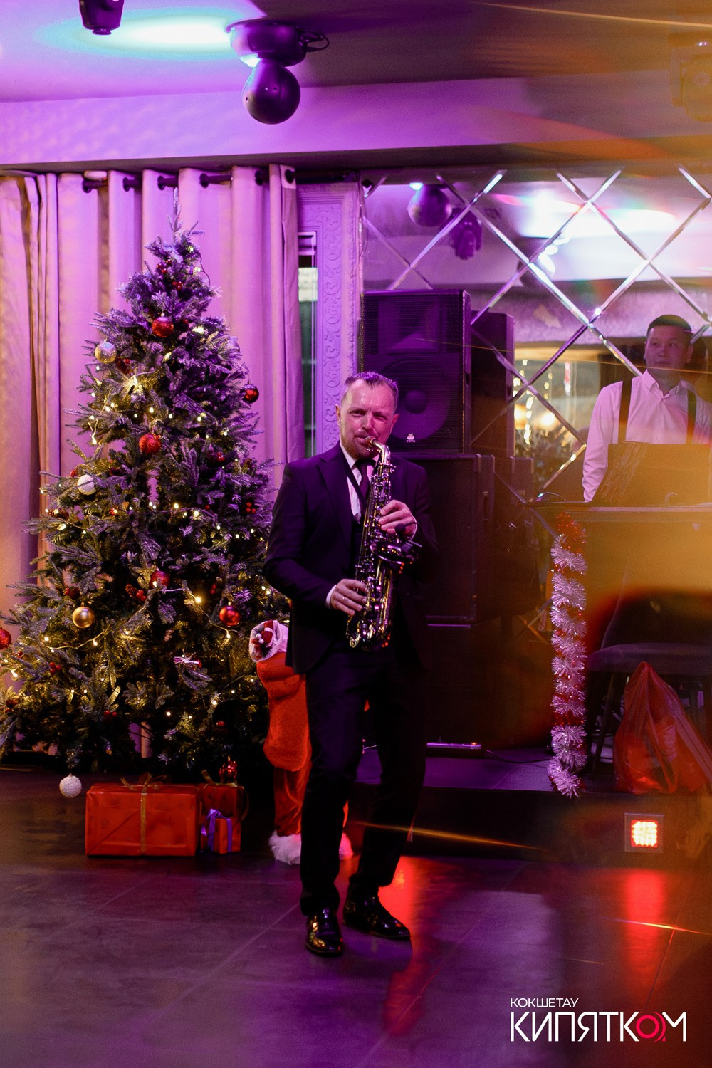 ШАШЛЫЧНЫЙ ДВОР. КИПЯТКОМ КОКШЕТАУ