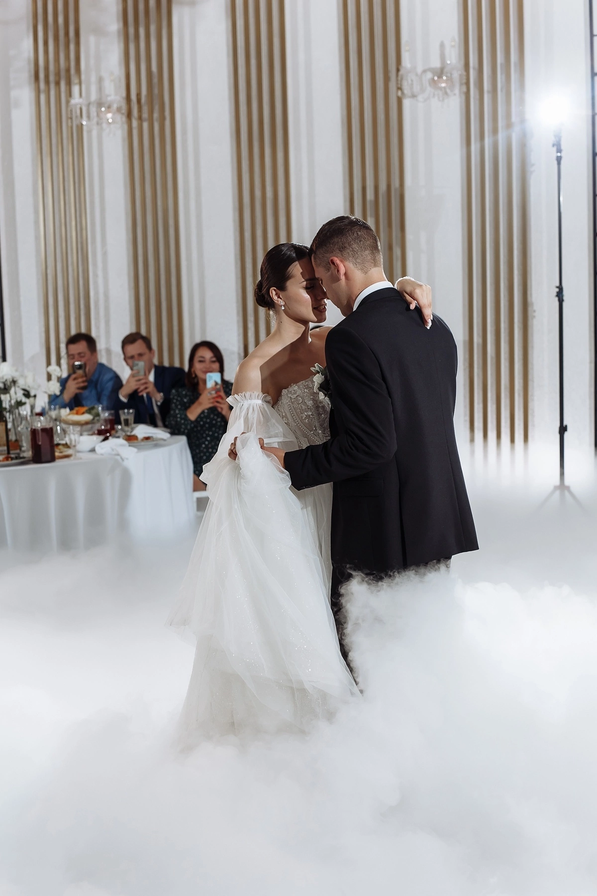 Свадебные фотосессии. Роспись в ЗАГСе. Выездная регистрация. Студийный и свадебный фотограф и видеограф в Севастополе — Юлия Макаренко