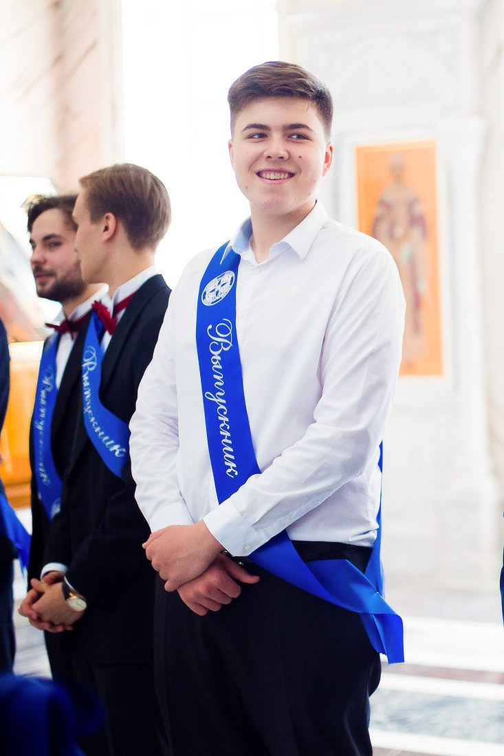 Выпускной в гимназии «Василиада». Репортажный фотограф Борис Геер