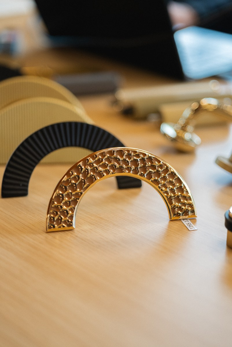 Презентация компании BRASS | Фурнитура, которая вдохновляет. ВУД ТВОРЕЦ мебельная фабрика|ТВОРЕЦ студия мебели