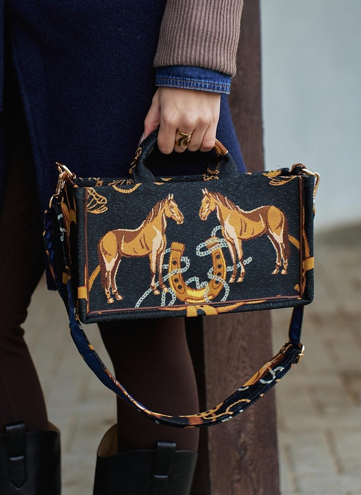 Vua-Lya. Дизайнер по принтам в Санкт-Петербурге