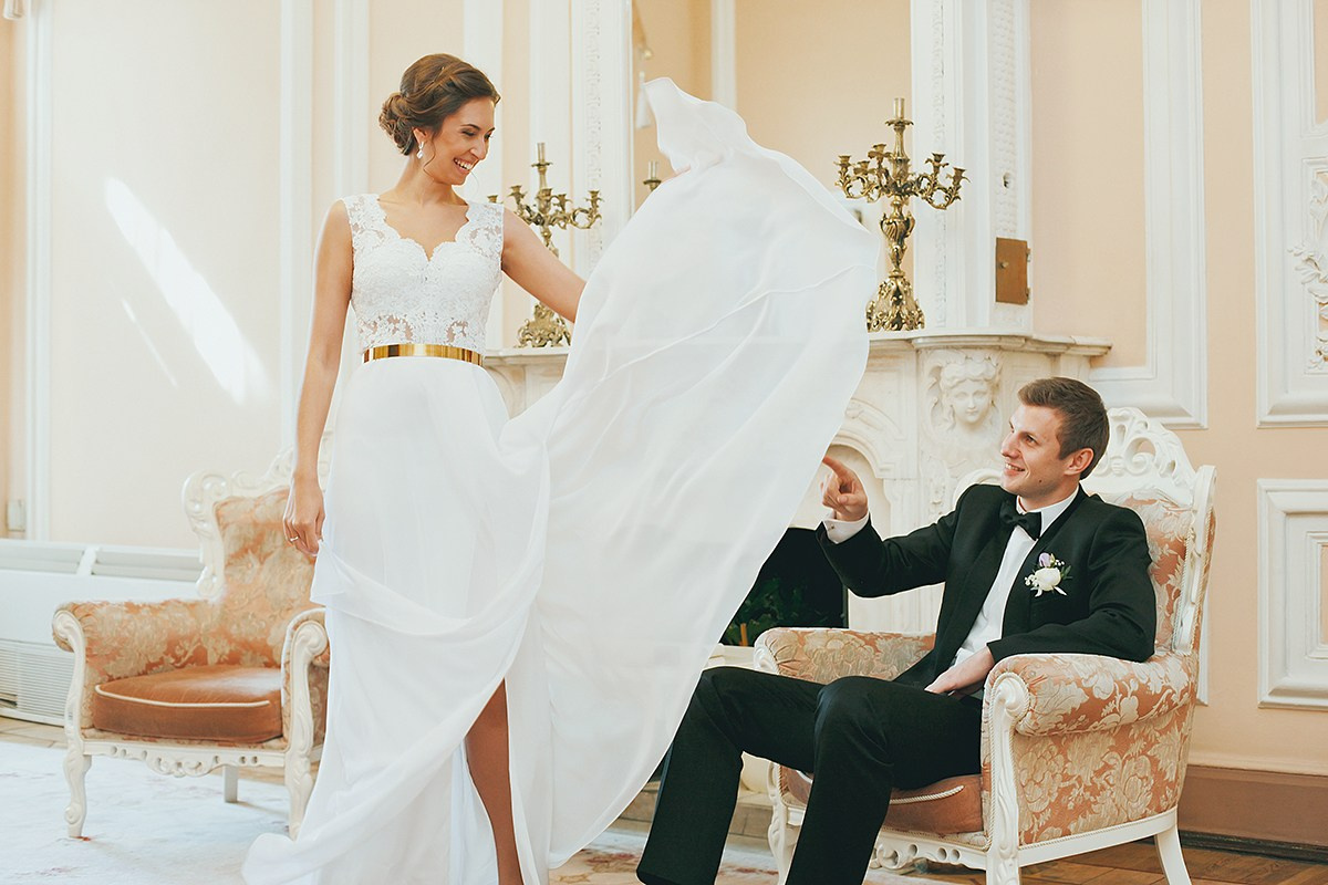 Фотосессия свадебной регистрации, фотограф Денис Шмигирилов, фотограф на свадьбу, свадебная регистрация, свадебные кольца купить, букет невесты магазины, прическа на свадьбу, свадебный визажист, аренда машины на свадьбу