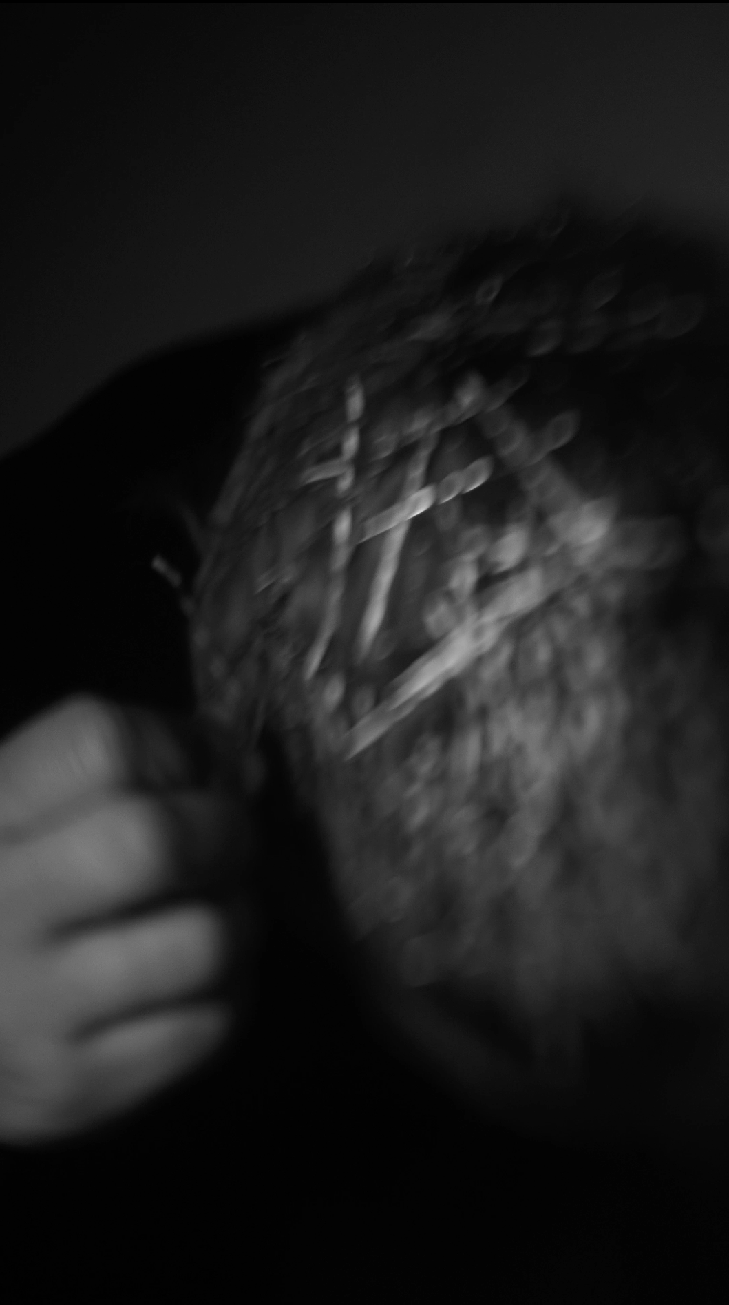 Видеоинсталляция Место Пробела. Художественная группа «Нежные Бабы»