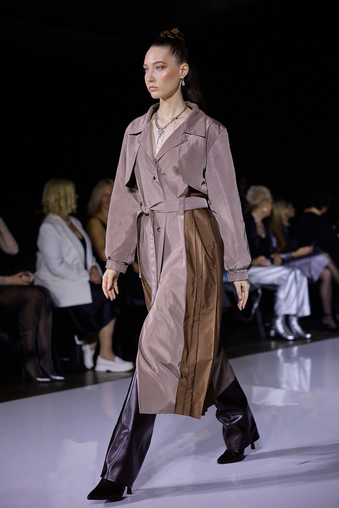 Q&J Fashion Fest 2025. Репортажный фотограф в Иркутске — Ярослав Ковалёв