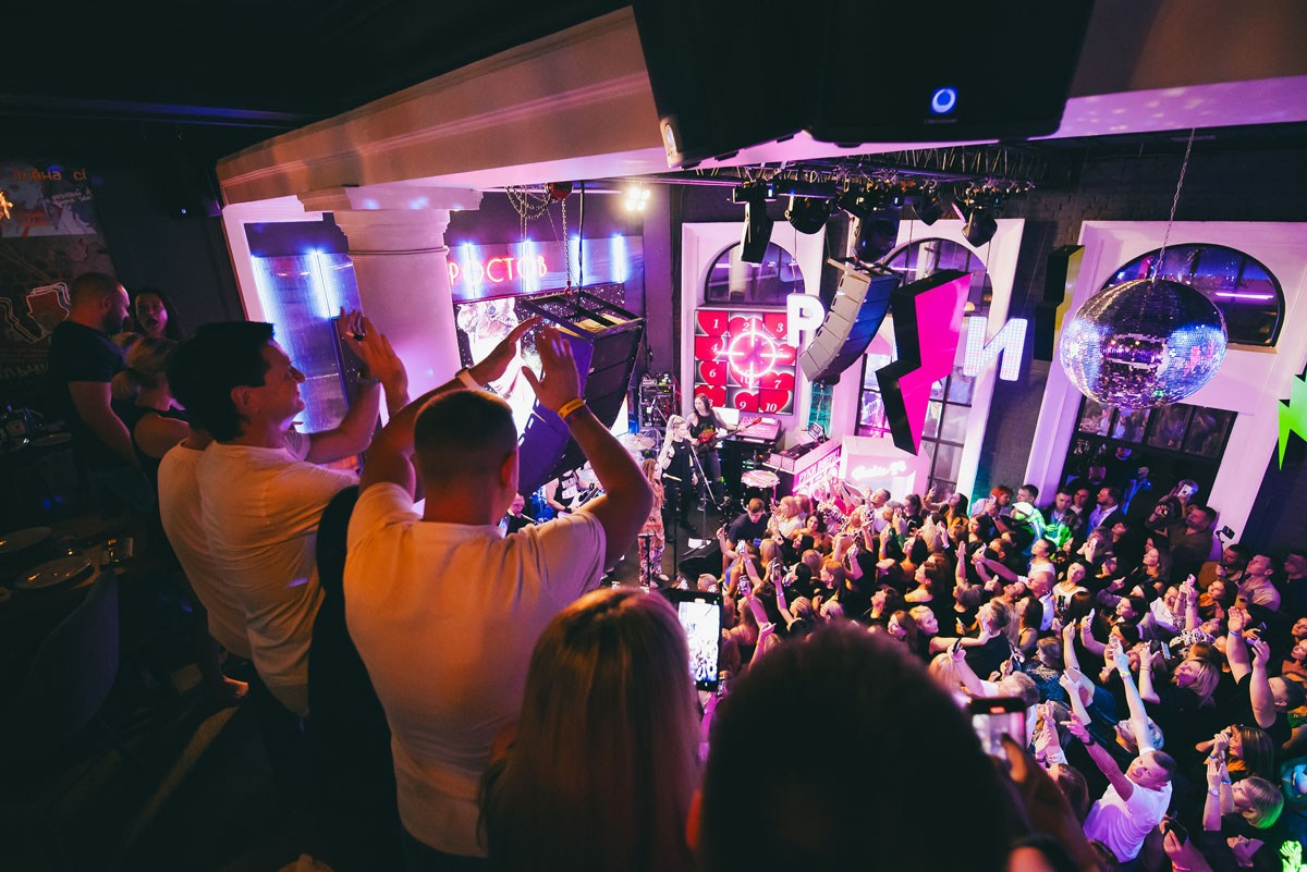 Концерт LINDA в РУКИ ВВЕРХ БАР в Ростове-на-Дону