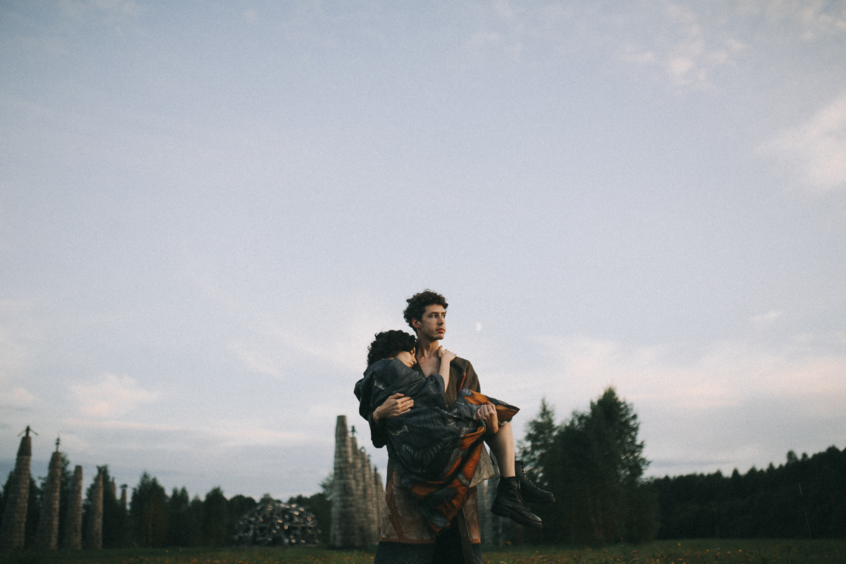 Вращение планеты. Соня Черных (sophieblack)