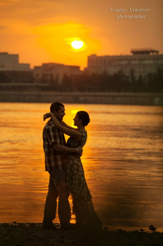 Цена стоимость описание фотосессий в Красноярске студийная свадебная семейная бизнес портрет индустриальная лавстори love story фотосъёмка