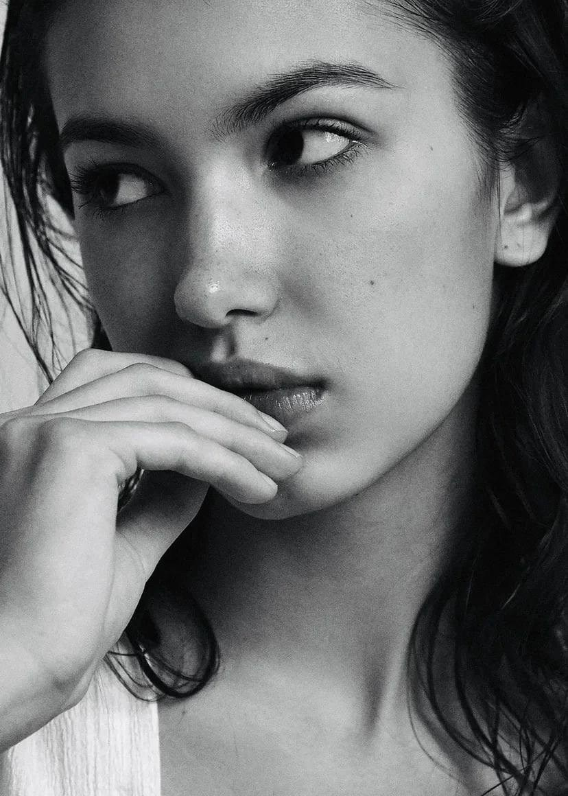 Модель для предметной съемки Вероника id 25 063 Н.Н.| Sale Easy