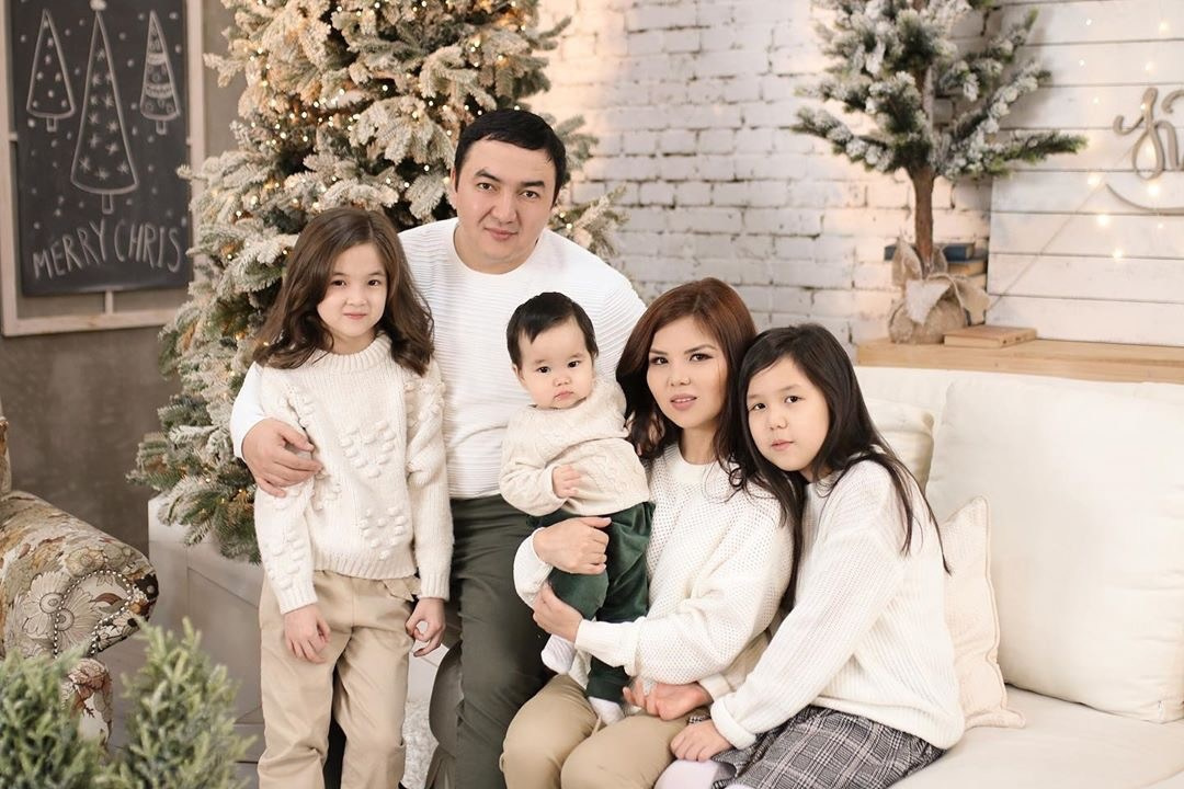 Евгения Ли. Фотостудия Алматы — 2 Stula.Studio | Аренда залов