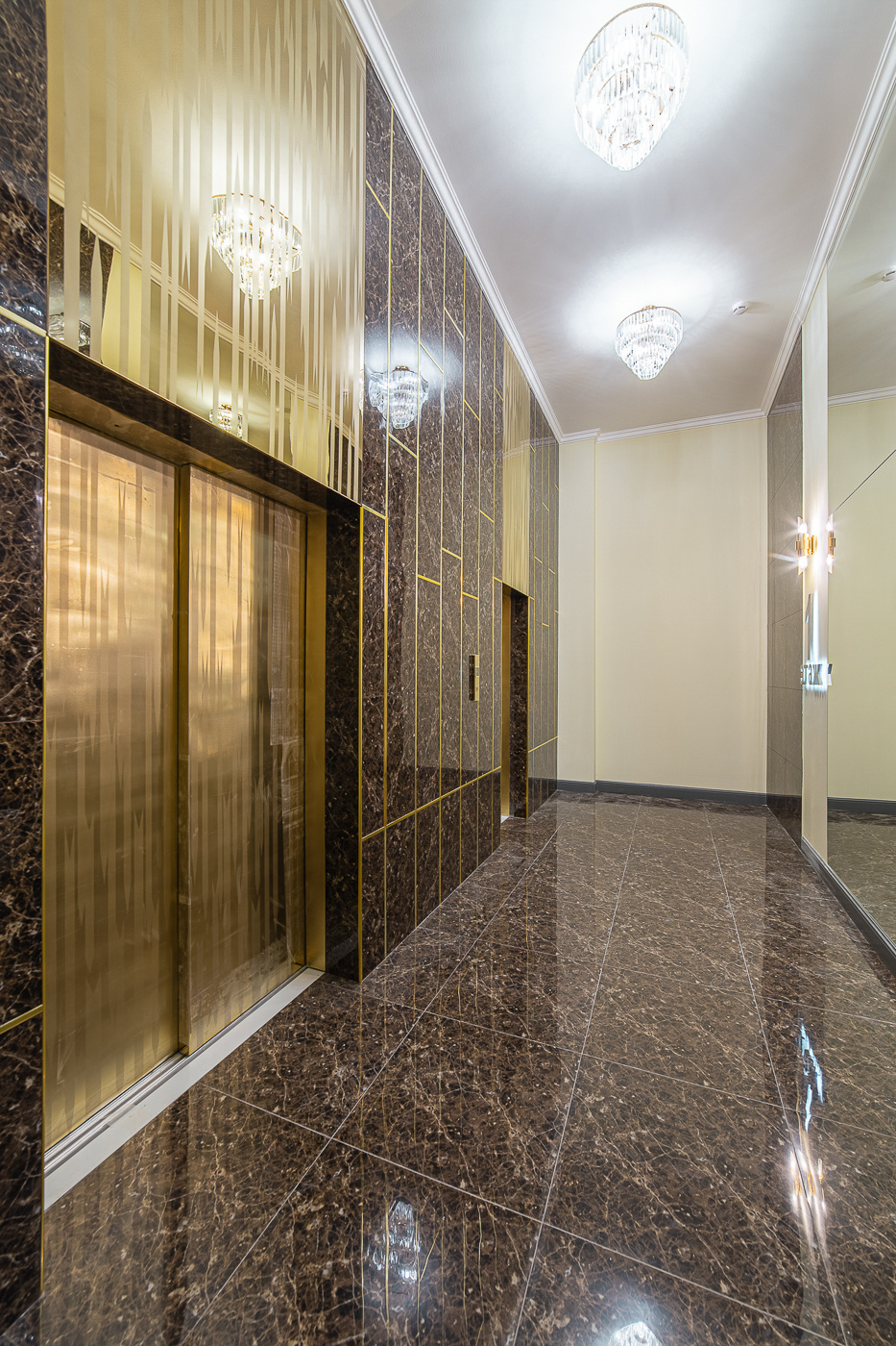 Renatphoto-Экстерьерная фотосъёмка для жилого комплекса в Анапе. Профессиональная фотосъёмка интерьеров, предметная фотосессия еды для меню г. Анапа