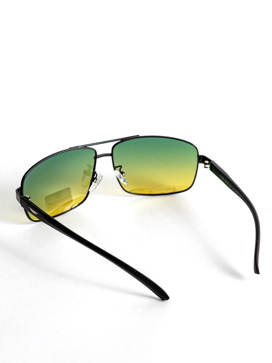 Съемка солнцезащитных очков. Фотограф в Санкт-Петербурге