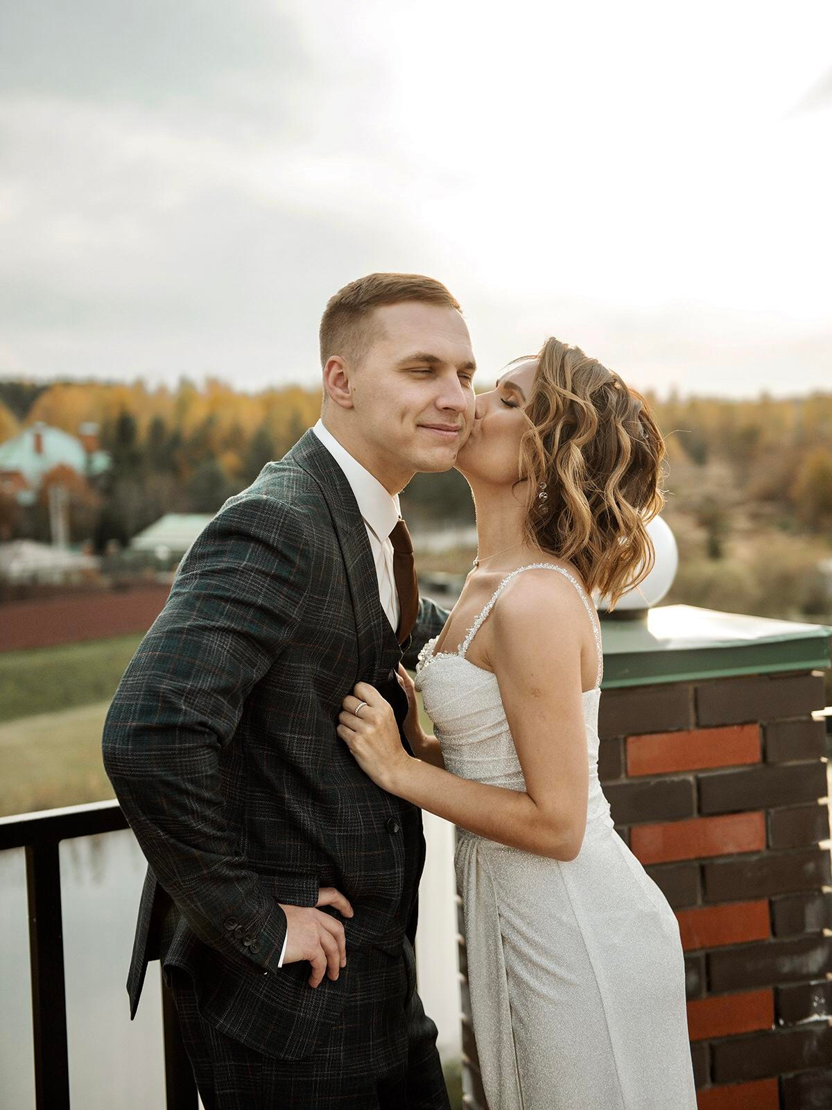 Свадебная фотосессия в загородном доме. 