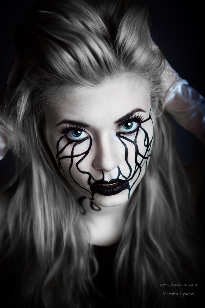 Крупный план отличный выбор, когда художественная фотосессия идет не так как ты задумывал