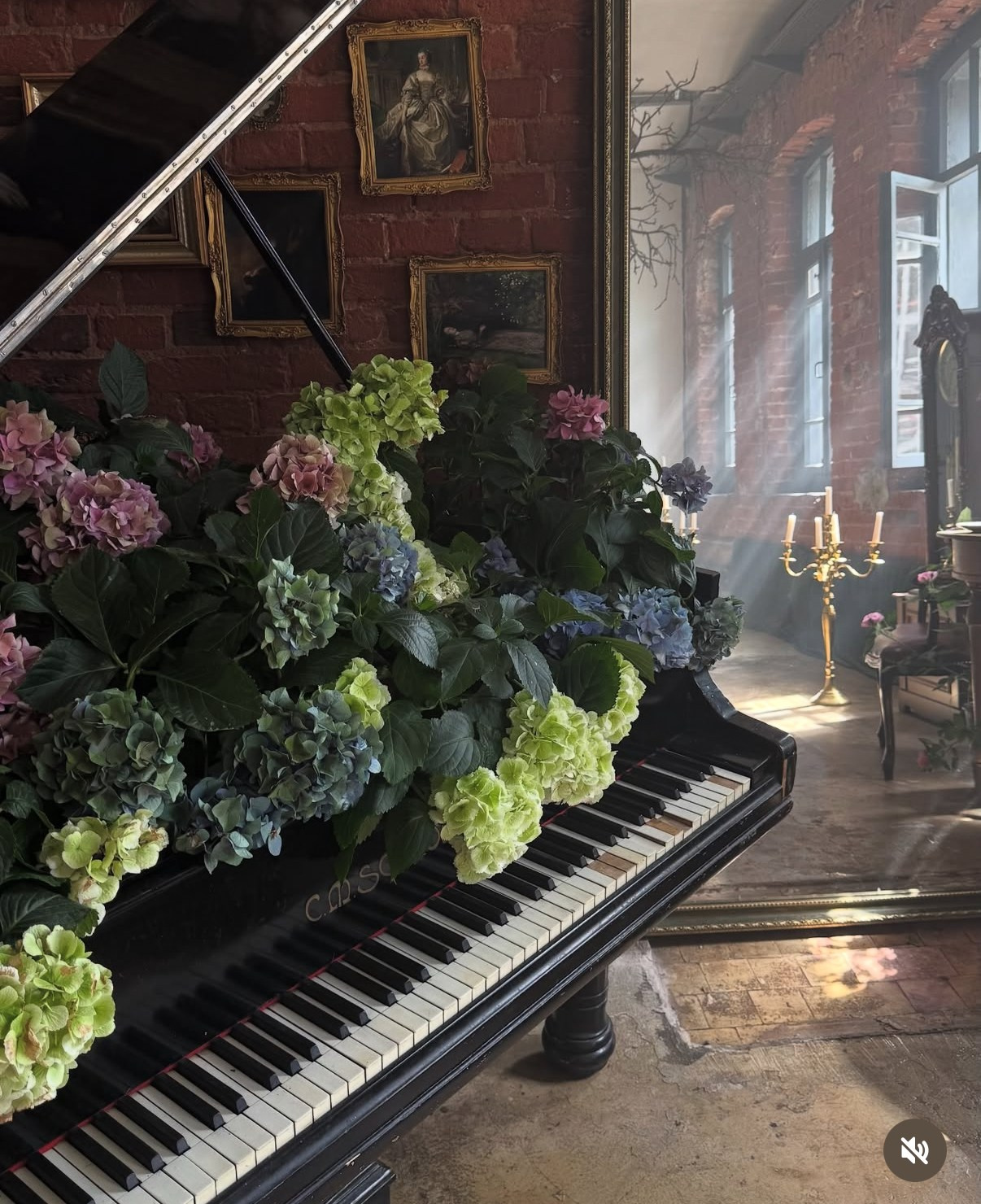 Фотостудия МОХ Зал Сказки. Фотограф Настя Лев